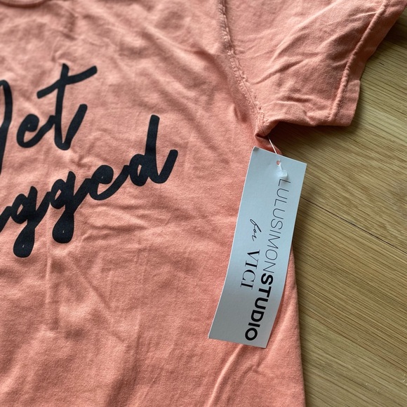 Jet Lagged Graphic Tee - Picture 4 of 5